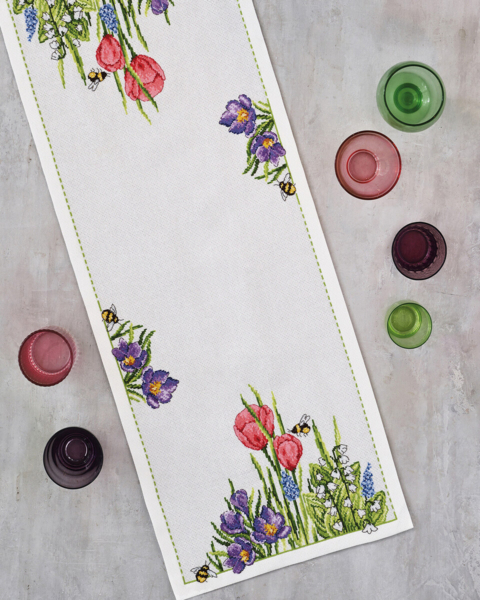 Broderisett Vårtid 34 x 86 cm