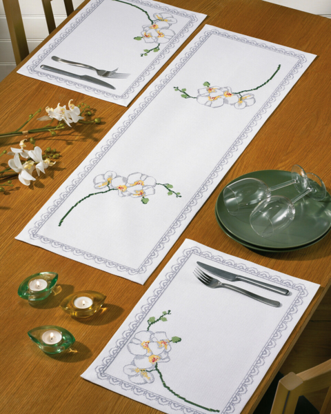 Broderisett Orkidé 31 x 94 cm