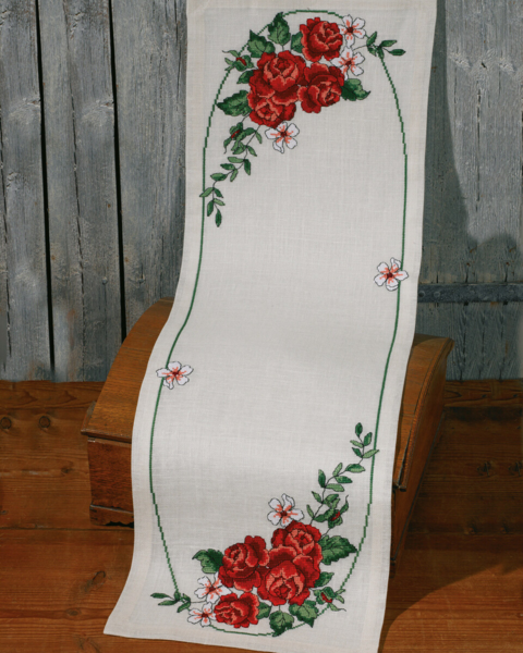 Broderisett Røde roser 35 x 111 cm