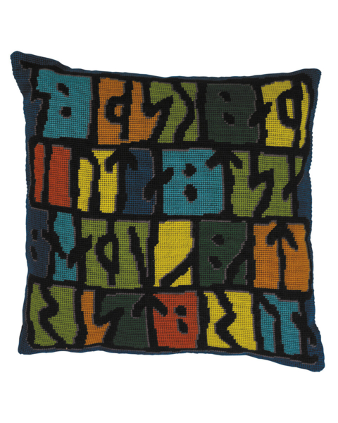 Broderisett Runer 38 x 39 cm