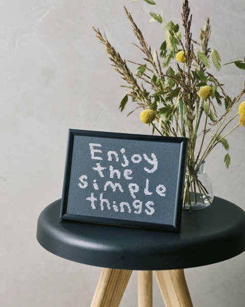 Broderisett Enjoy 18 x 13 cm