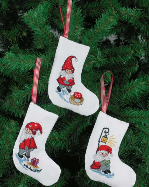 Broderisett Nisse under lykt 12 x 14 cm