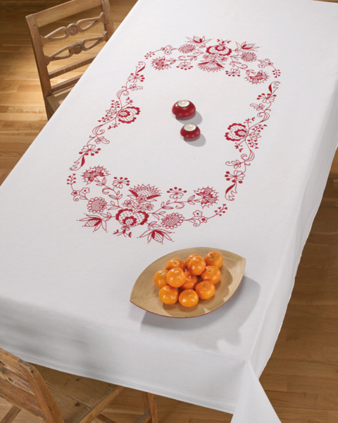 Broderisett Almue i rødt 150 x 220 cm