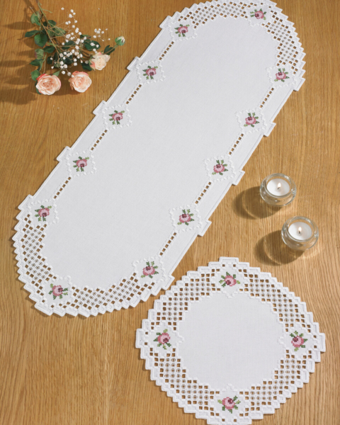 Broderisett Hardanger rundt 30 x 79 cm