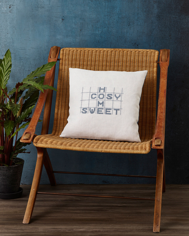 Broderisett Home 40 x 40 cm