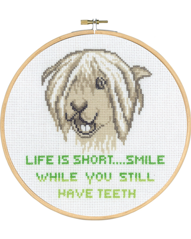 Broderisett Life is short m/5810/20 20 Ø
