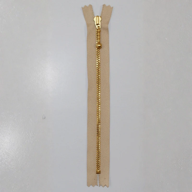 YKK Fast Glidelås, Messing, 4 mm 572 Sand