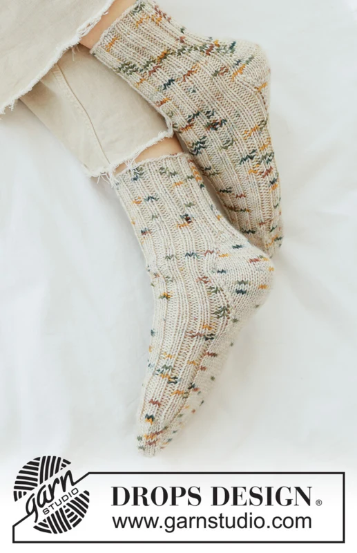 265-30 Spotted Sandstone Socks by DROPS Design
