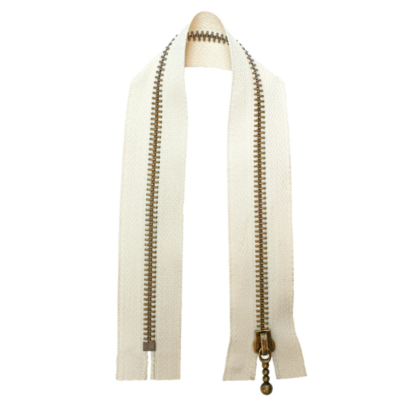 Go Handmade Metallglidelås Offwhite: Bronse. Rund glidelåstrekker.