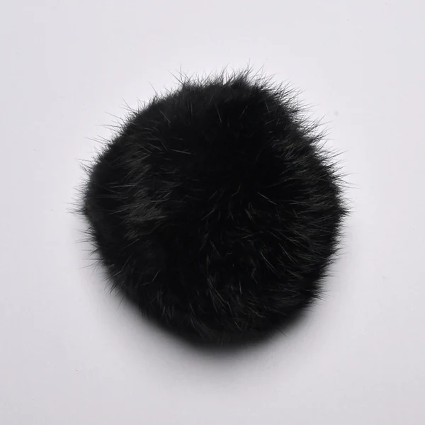 Pompon Kaninpels 10 cm 01 Sorter
