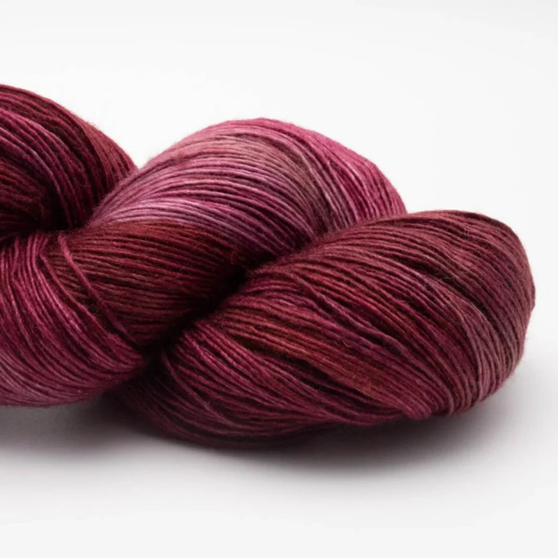 Manos del Uruguay Fino SF420 Boudoir