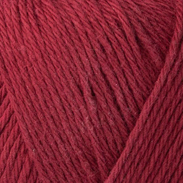 Yarn and Colors Favorite 029 Burgund