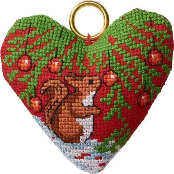Broderisett julehengende ekorn i hjertet