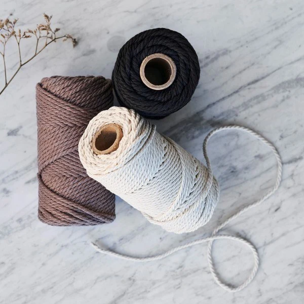 LindeHobby Macrame Lux, Knytegarn, 4 mm