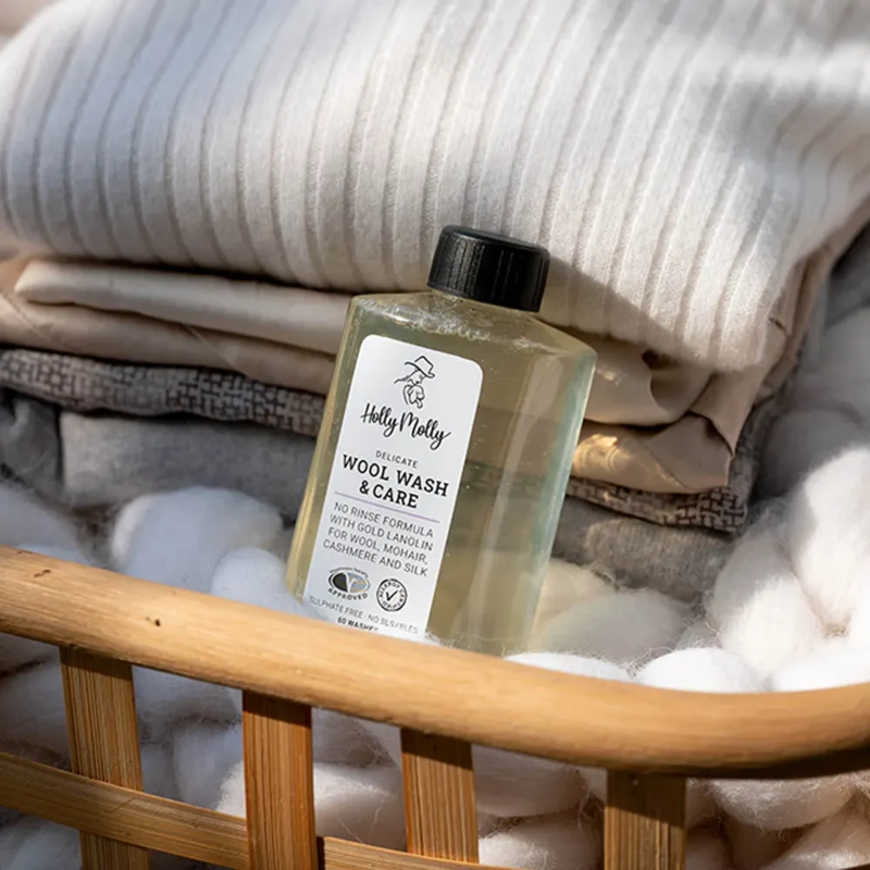 Holly Molly Delicate Wool Wash 300ml – 1 stk