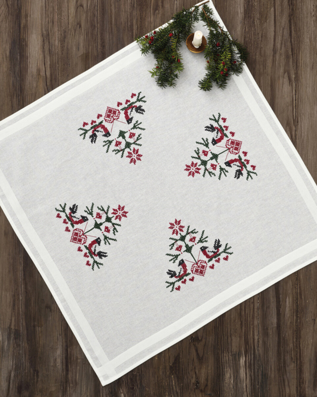 Broderisett Fugler med hjerter XXX 80 x 80 cm