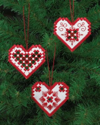 Broderisett Hardanger hjerte rød x3 7,5x8 cm