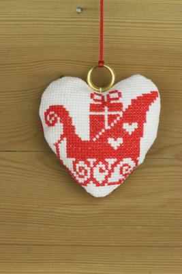 Broderisett Rød slede 8 x 8 cm
